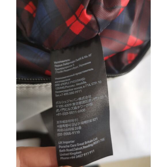 Porsche Duffel Bag: The All-in-One Travel and Gym Sports Bag - Picture 6 of 10